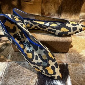 Women's The Point Flats in Big Cat